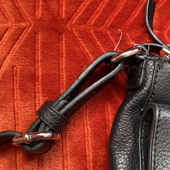 Liz Claiborne crossbody purse - Picture 3 of 4